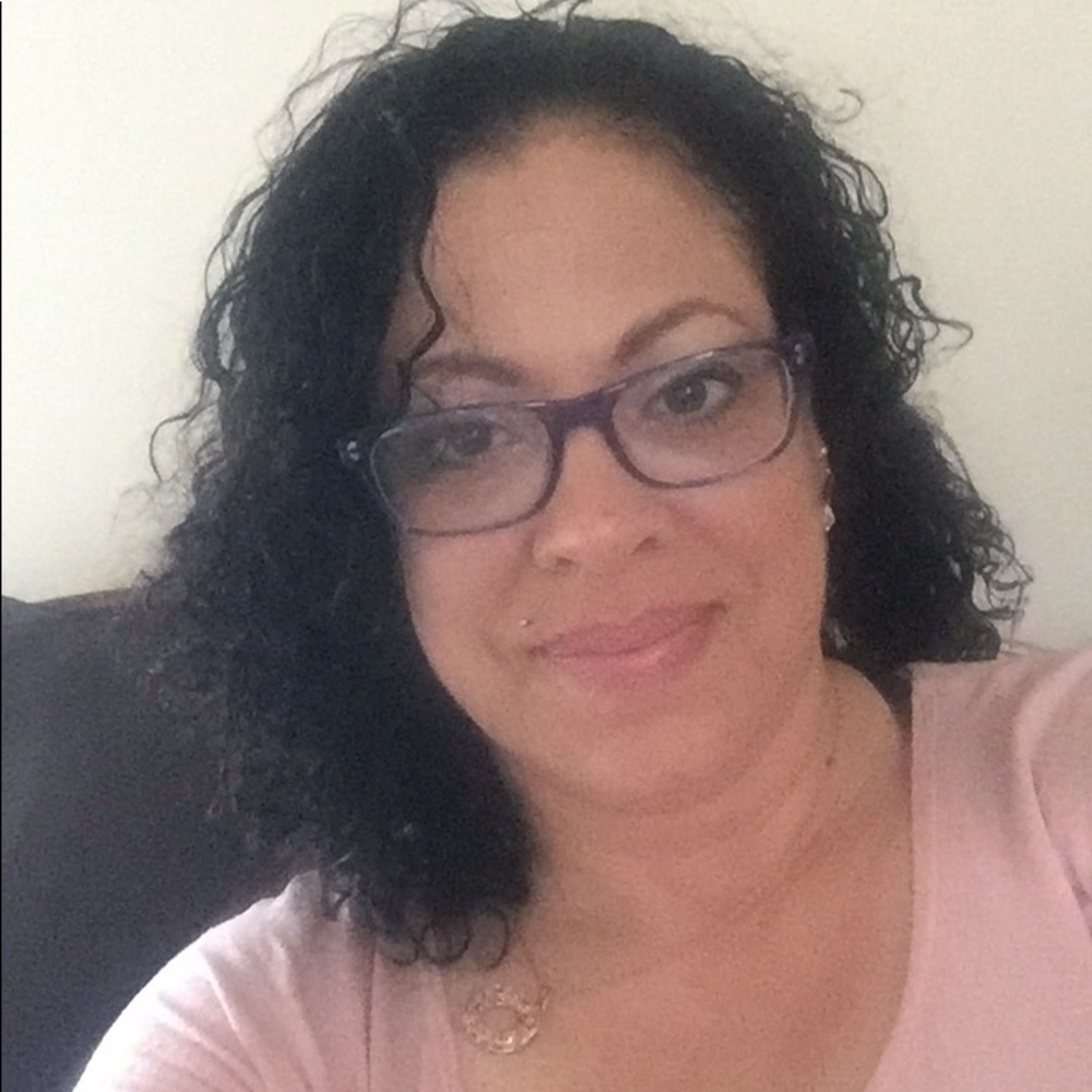 Meet your Posher, Mesha